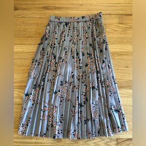 Banana Republic pleated floral midi skirt